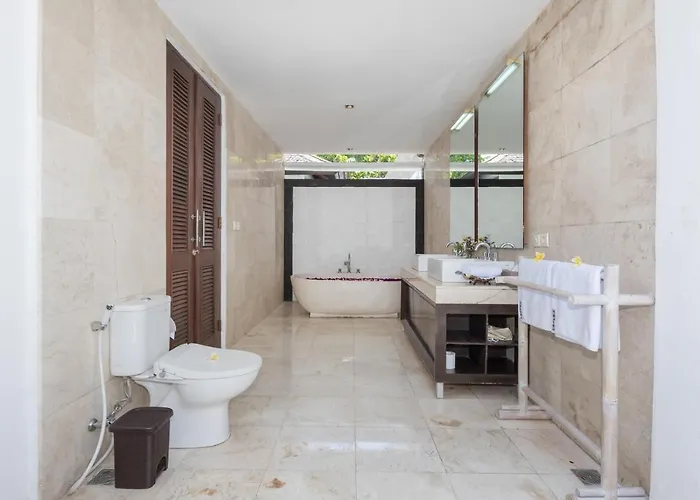 Litera Bali * سمينياك